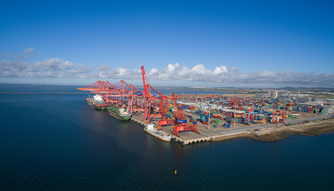 湛江港寶滿港區(qū)集裝箱碼頭一期工程