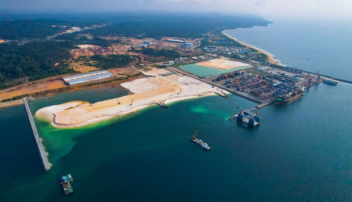喀麥隆克里比一期、二期深水港碼頭工程