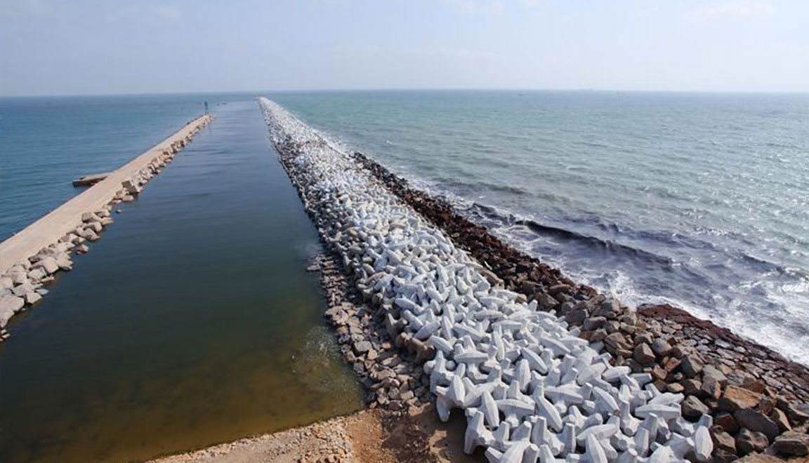 巴基斯坦集裝箱深水港防波堤工程